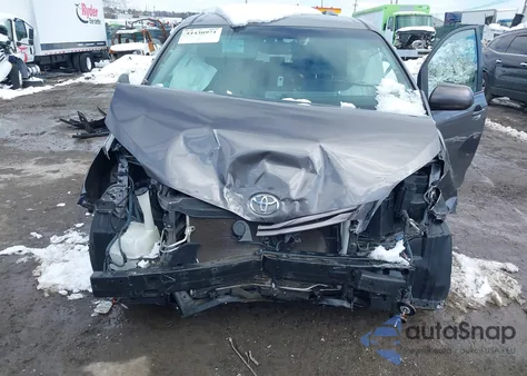 2015 Toyota Sienna Le 8 Passenger from USA, damaged, VIN 5TDKK3DC9FS570500